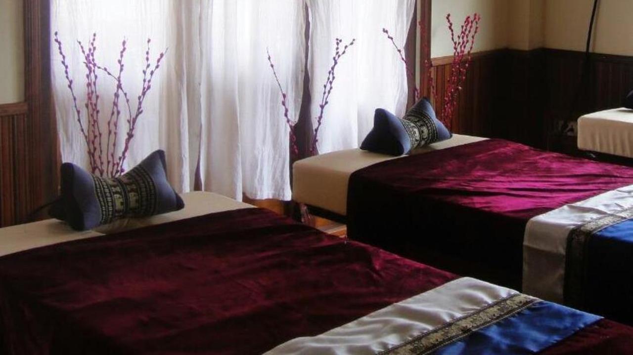 Three Seasons Inn & Spa Nyaungshwe Exteriör bild