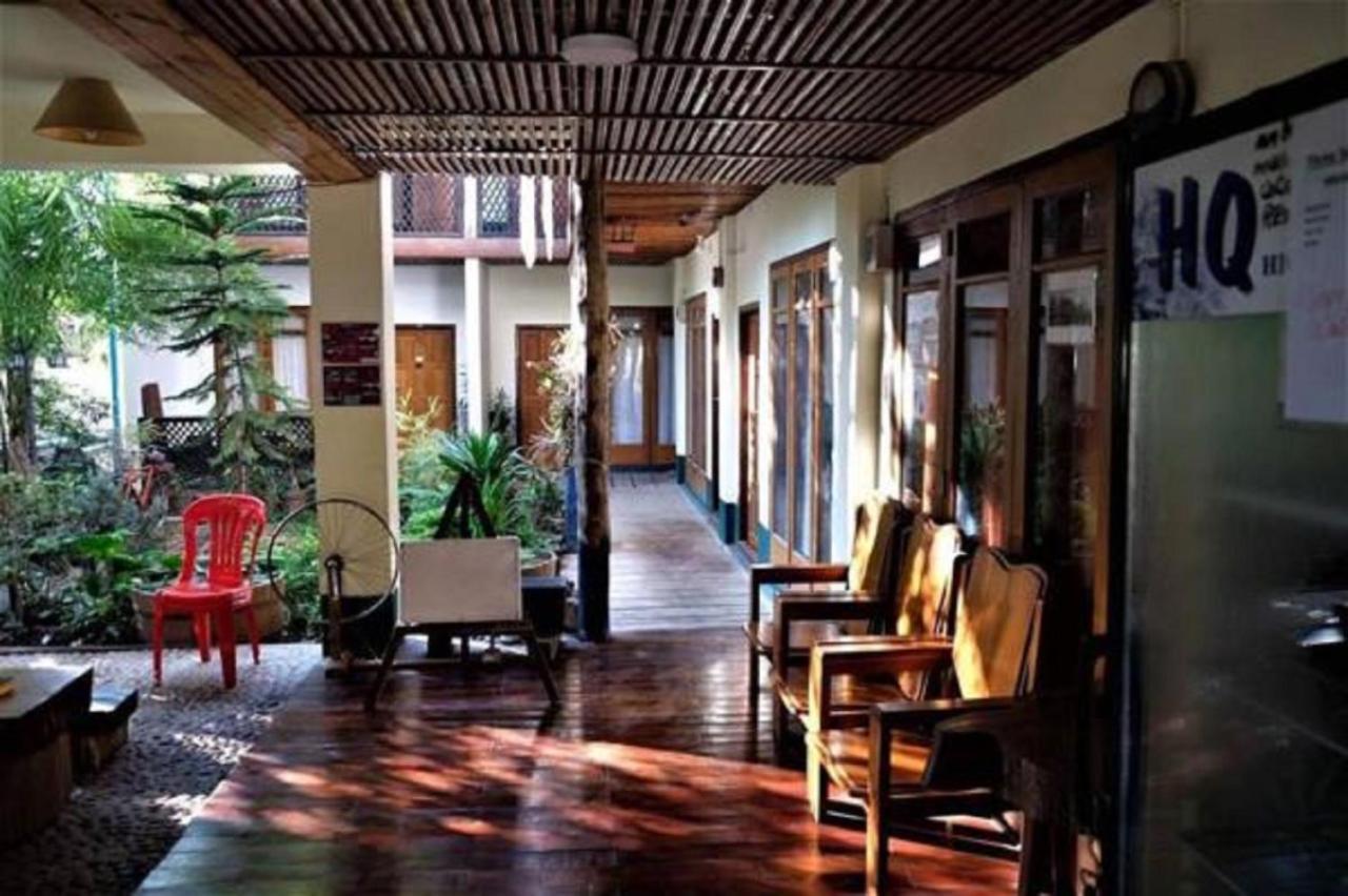 Three Seasons Inn & Spa Nyaungshwe Exteriör bild