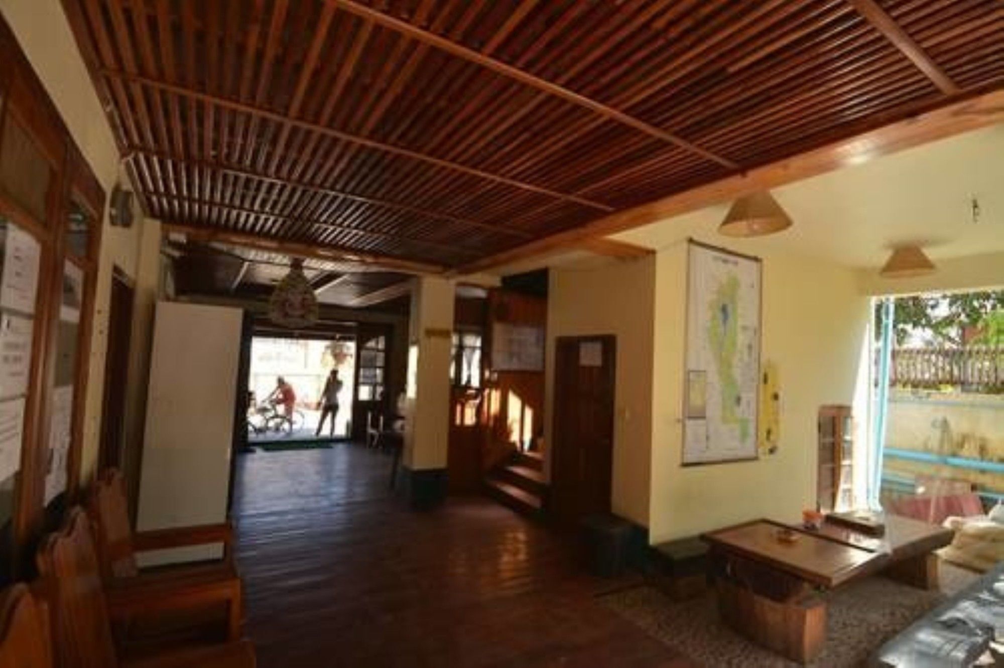 Three Seasons Inn & Spa Nyaungshwe Exteriör bild